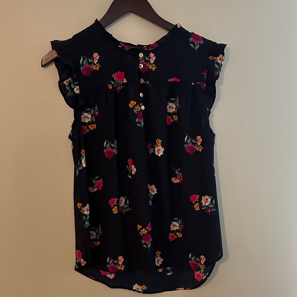 LOFT Black Floral Ruffle Cap-Sleeve Camisole